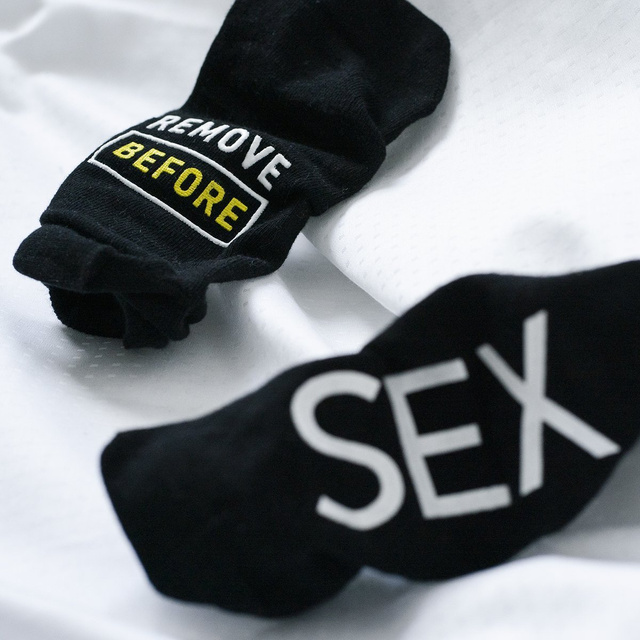 Pieds SOXO noirs pour hommes avec inscription cadeau amusant