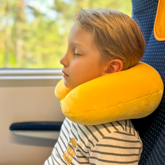 MOMO WAY Coussin ourson multifonctionnel