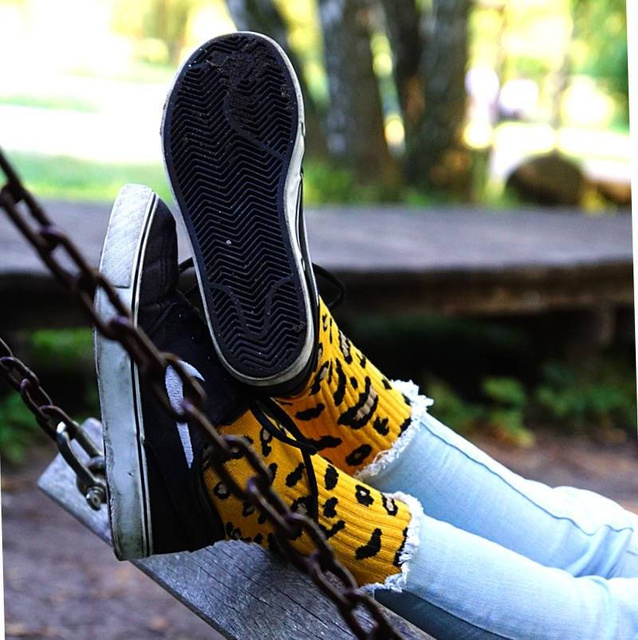 Chaussettes SOXO pour femmes avec panthère jaune et beige - pack de 2