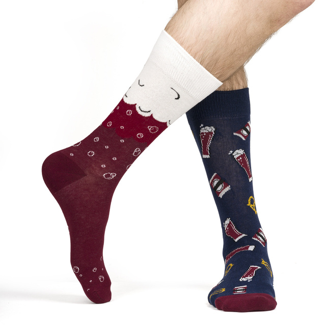 Chaussettes colorées pour hommes SOXO GOOD STUFF, bière rouge irlandaise amusante dans une boîte cadeau