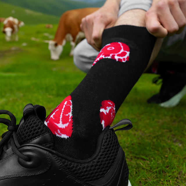 Ensemble de chaussettes à steak et de chaussettes à hamburger dans une boîte