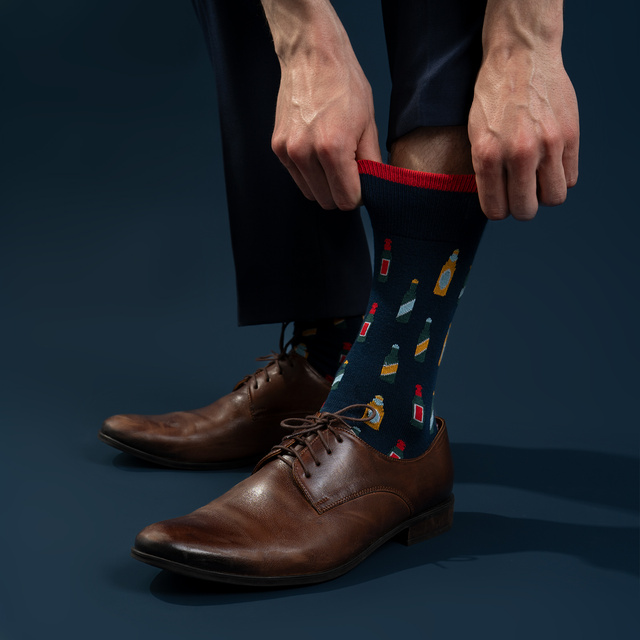 Ensemble de chaussettes pour hommes SOXO Cheers – 2 paires et un ouvre-bouteille