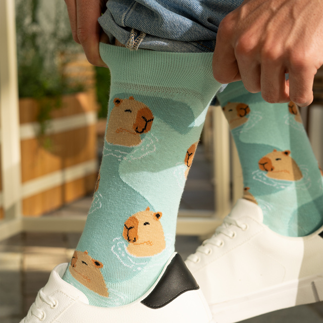 Chaussettes capybara SOXO pour hommes dans le bain - 2 