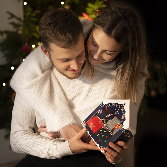 Set 4x chaussettes colorées pour hommes SOXO GOOD STUFF joyeux Noël cadeau chaussettes en coton
