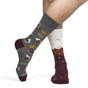 Chaussettes colorées pour hommes SOXO GOOD STUFF bière classique porter dans une boîte cadeau