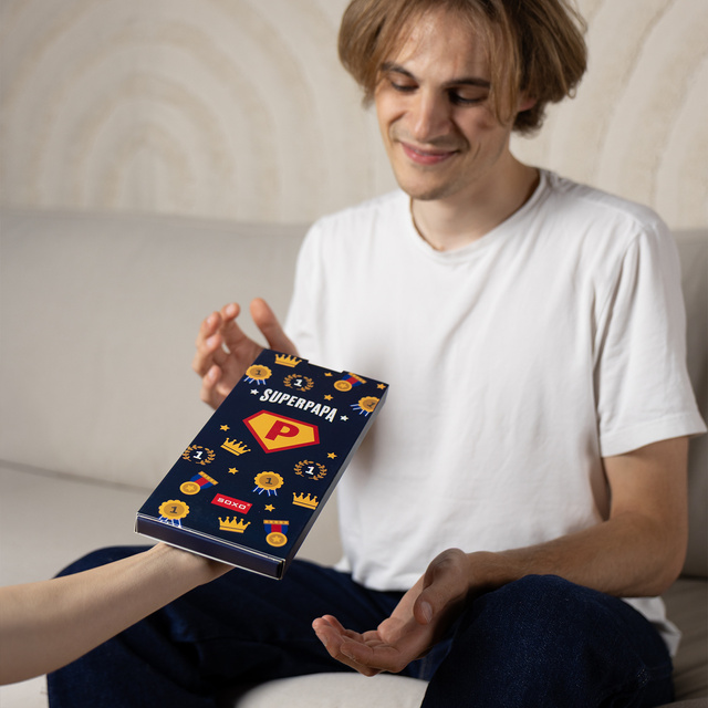 Chaussettes colorées SOXO pour homme avec l'inscription "SuperPapa" | cadeau pour la fête des pères