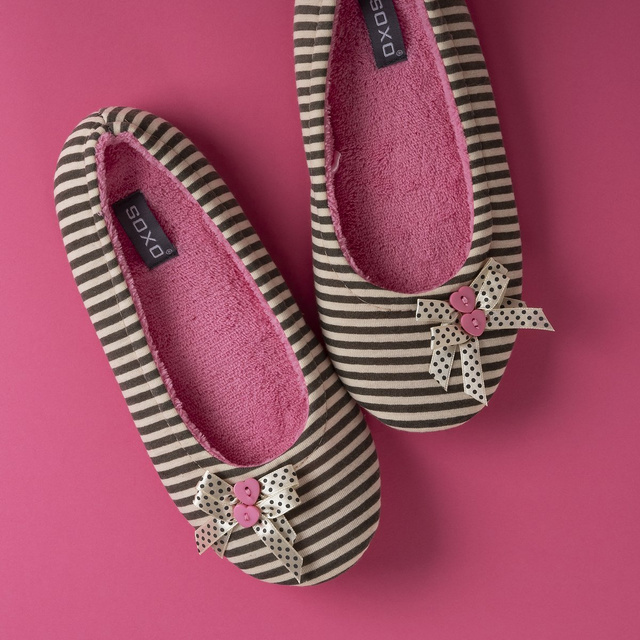 Chaussons ballerines colorées pour femmes SOXO avec un nœud