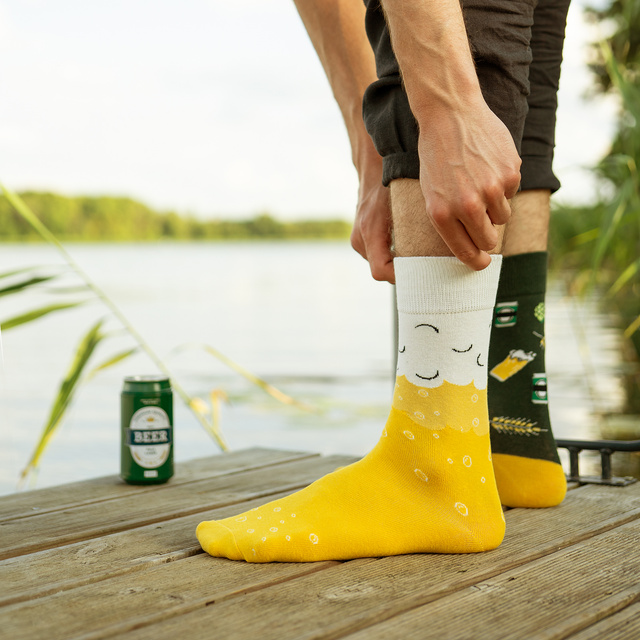 Chaussettes colorées pour hommes SOXO GOOD STUFF, bière Pale Lager amusante dans une boîte cadeau