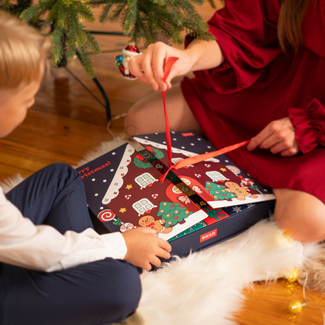 Calendrier de l'Avent avec chaussettes colorées Lot de 12 chaussettes SOXO pour femmes et hommes