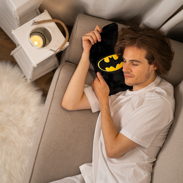 Chauffe bouillotte noire SOXO dans une housse peluche Idée cadeau BATMAN BIG 1.8l