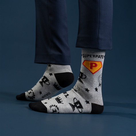 Chaussettes colorées SOXO pour homme avec l'inscription "SuperPapa" | cadeau pour la fête des pères