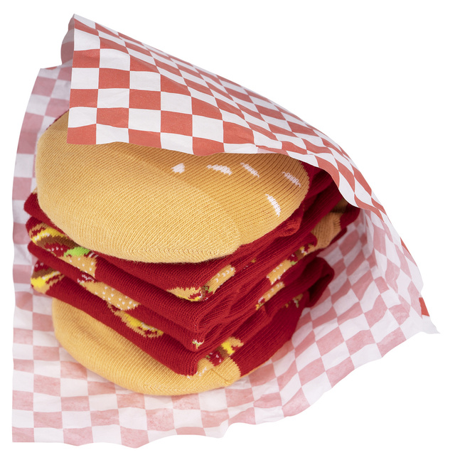Ensemble de chaussettes à steak et de chaussettes à hamburger dans une boîte